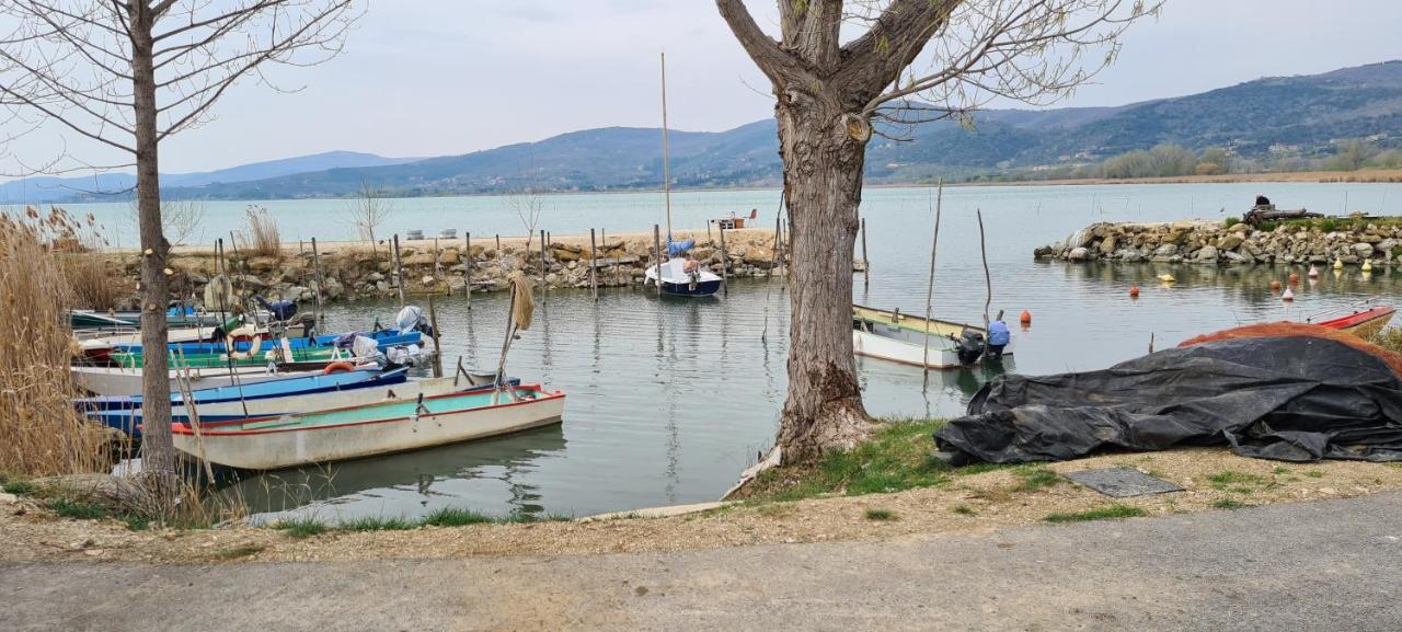 Appartamento Lago Trasimeno - Torricella Pg Torricella (Magione) Exterior foto
